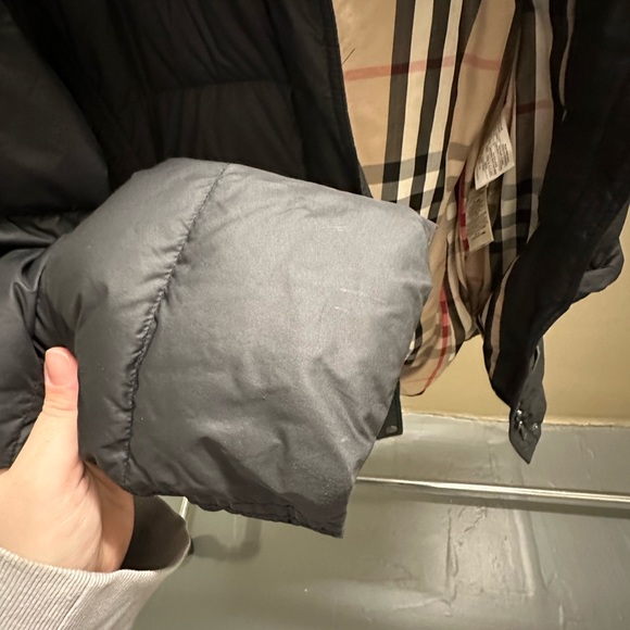 Burberry puffer coat - Picture 10 of 14